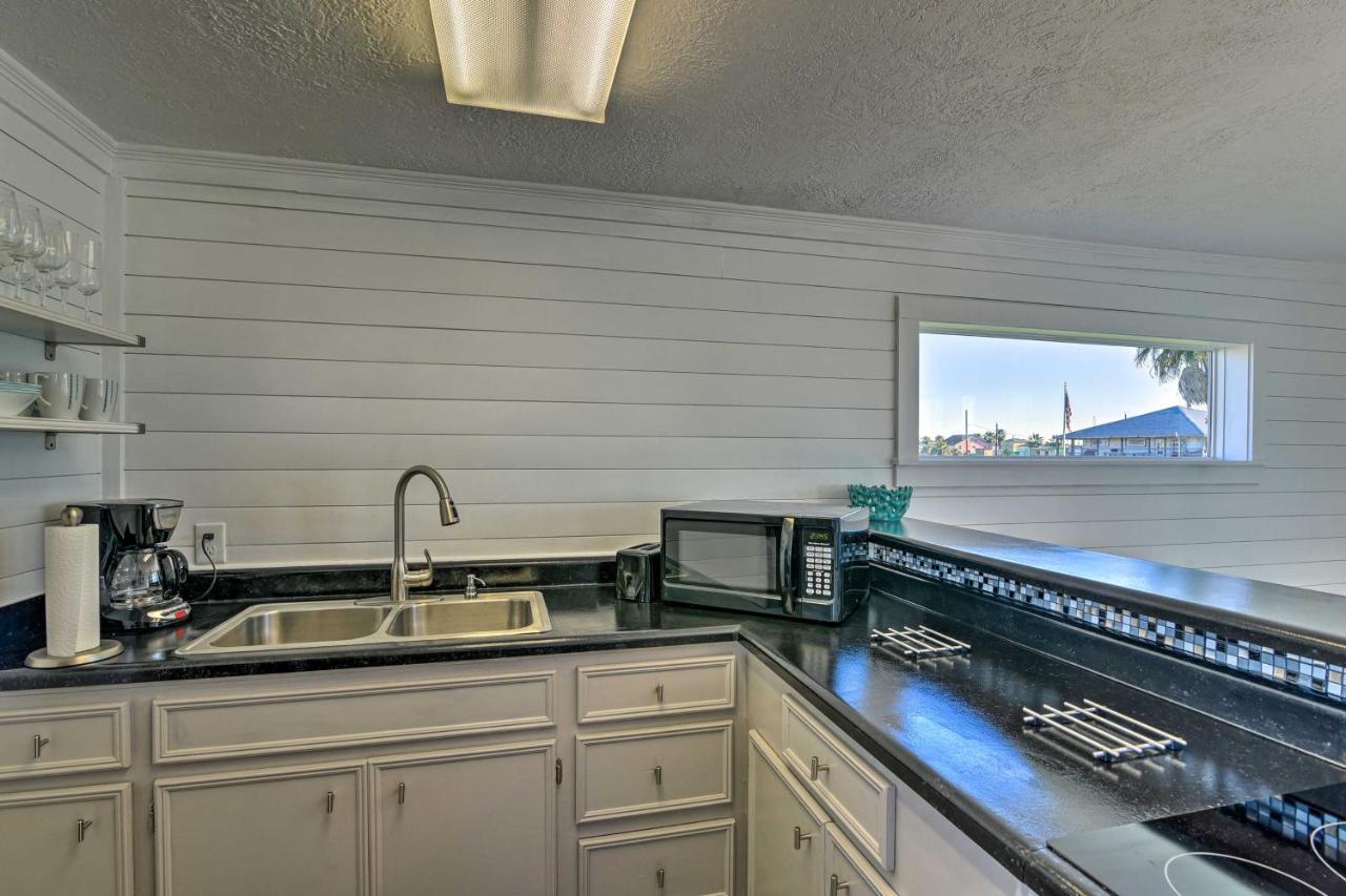 Open-Concept Cottage Less Than 1 Mi To Beach! Surfside Beach Exterior photo